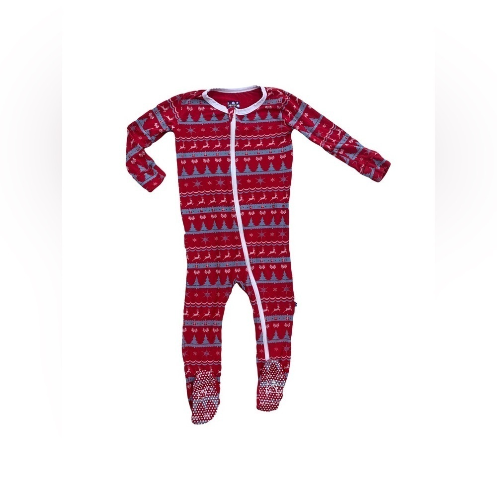 Kickee Pants Size 2T Red Footie Pajamas In Nordic Print